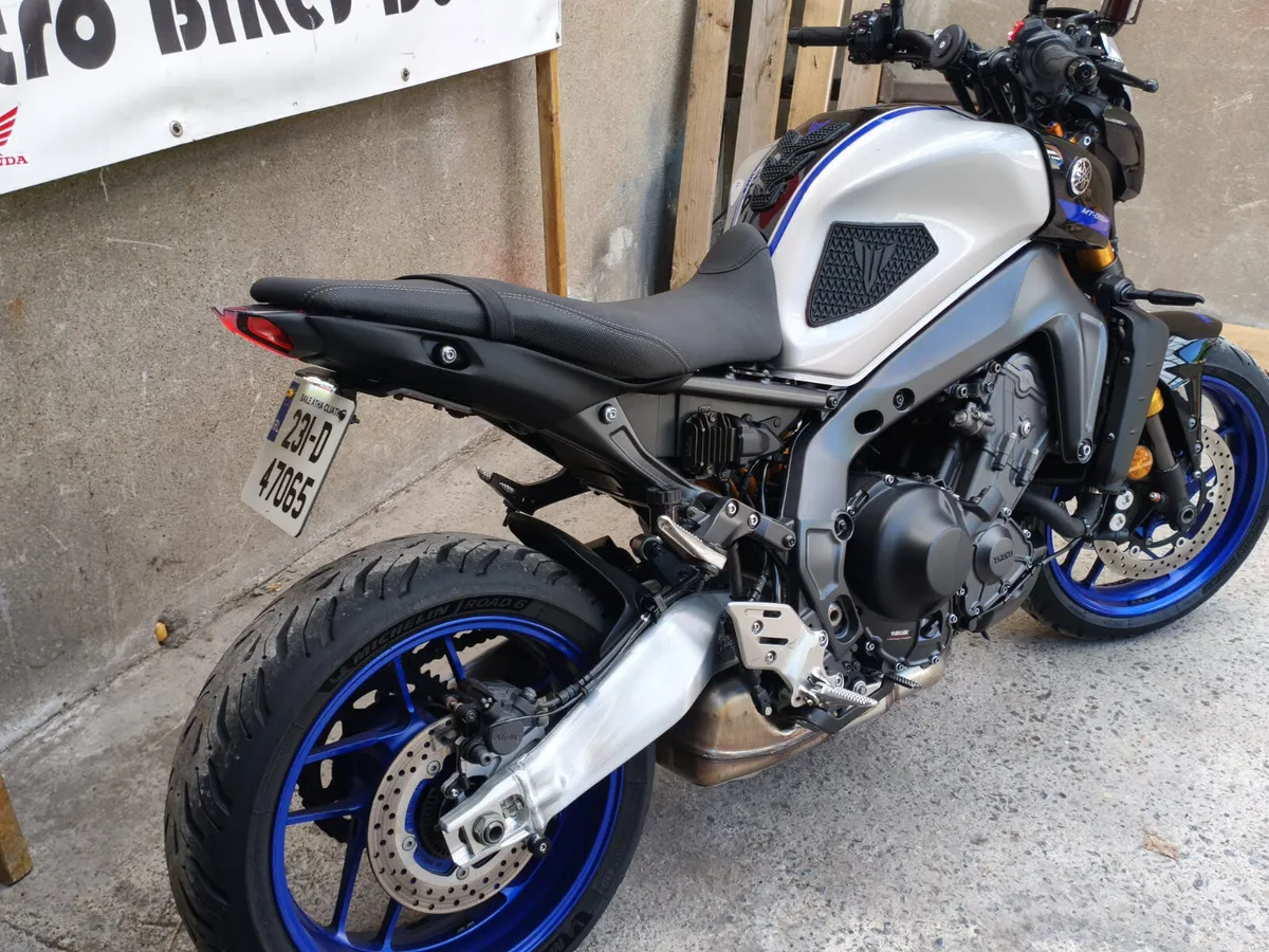 2023 Yamaha MT-09 SP - Image 4