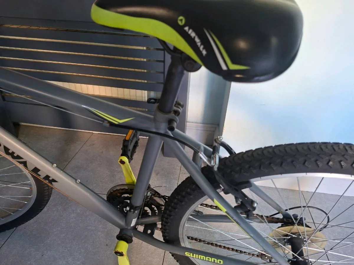 Bike - Image 3