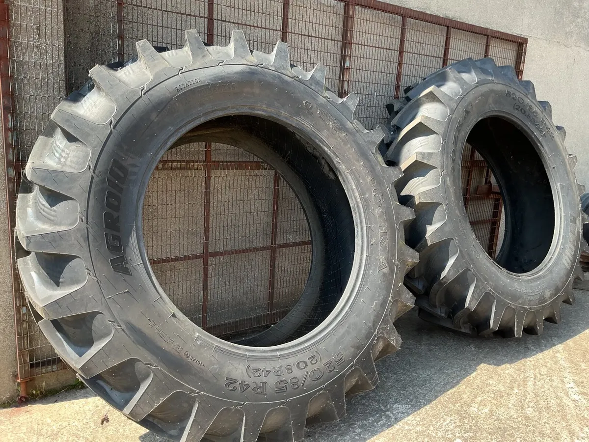 NEW TRACTOR TYRES 520/85R42 (20.8R42)OZKA RADIALS - Image 1