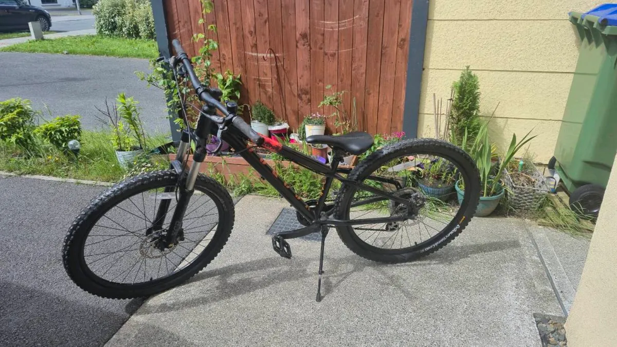 Voodoo nzumbi kids bike - Image 1