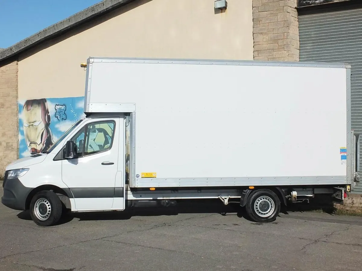 2023 Mercedes-Benz Sprinter Luton Box Van - Image 1