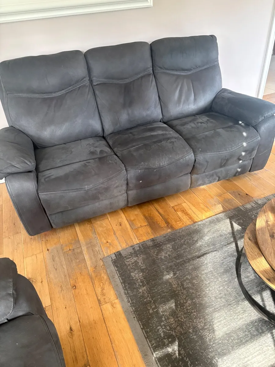 Sofa - Image 4