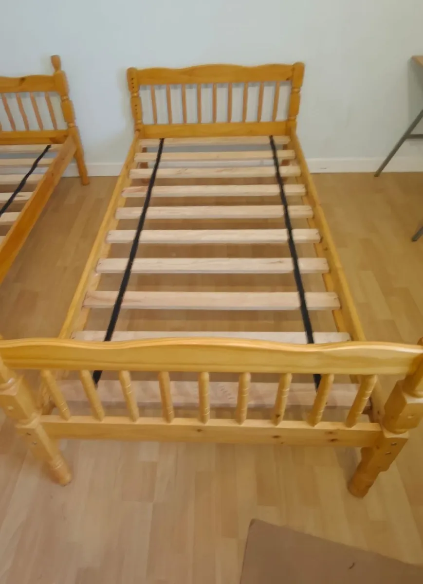 Beds - Image 3