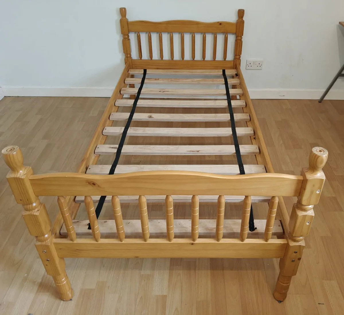 Beds - Image 4