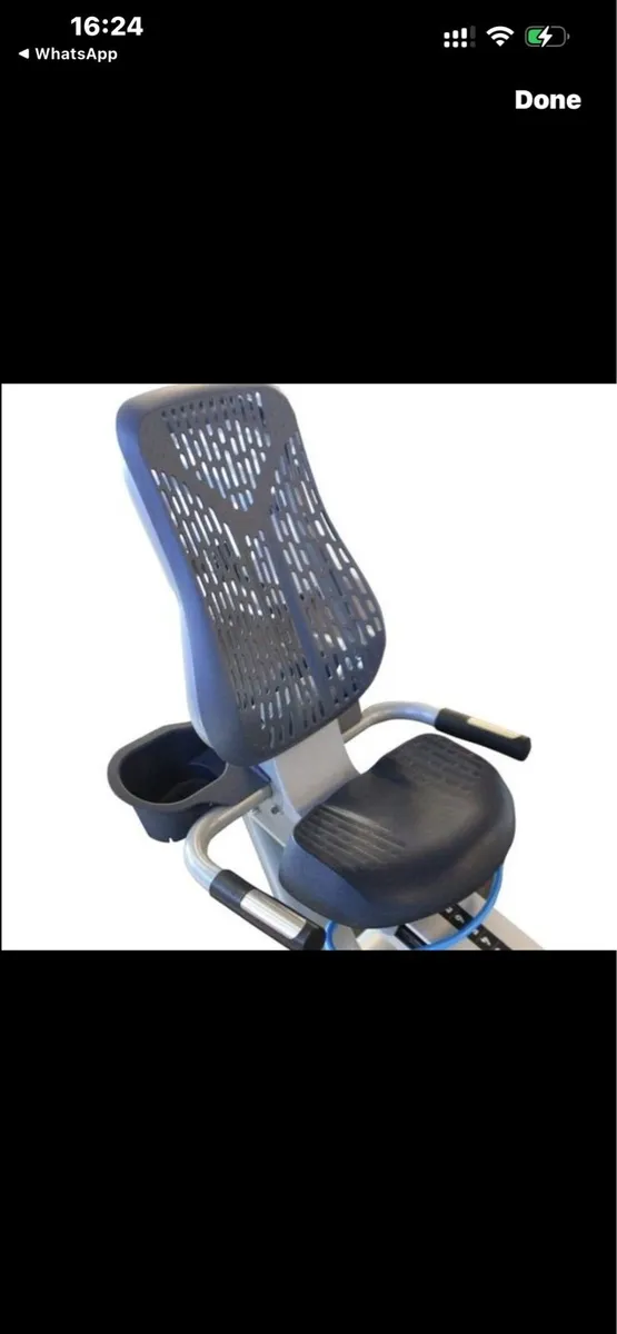 PRECOR RECUMBENT BIKE AGE FRIENDLY - Image 2