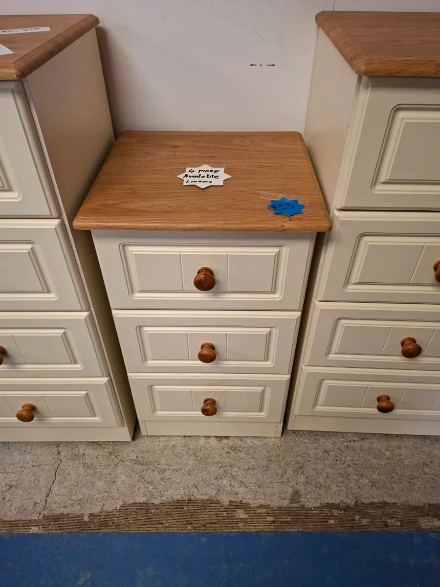 BEDSIDE LOCKERS  X 5 - Image 1