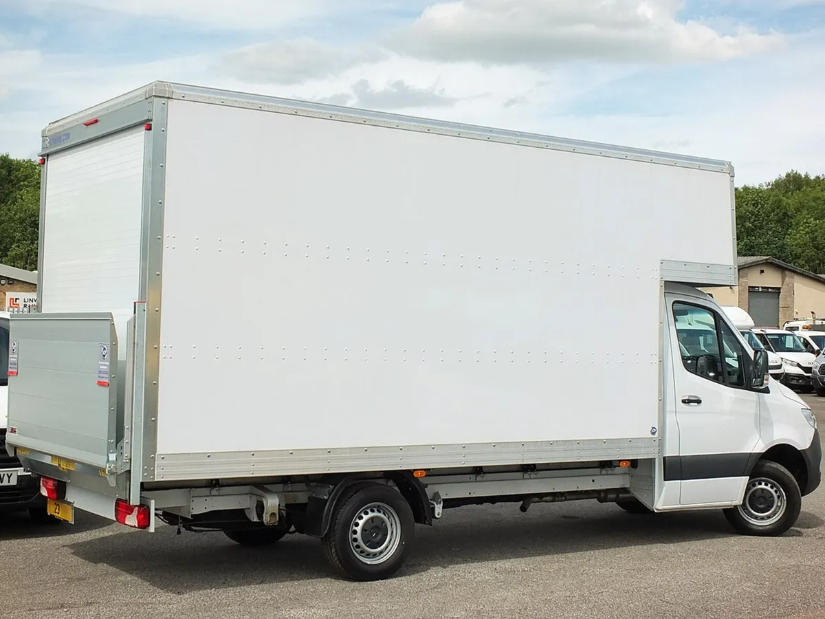 2023 Mercedes-Benz Sprinter Luton Box Van - Image 1