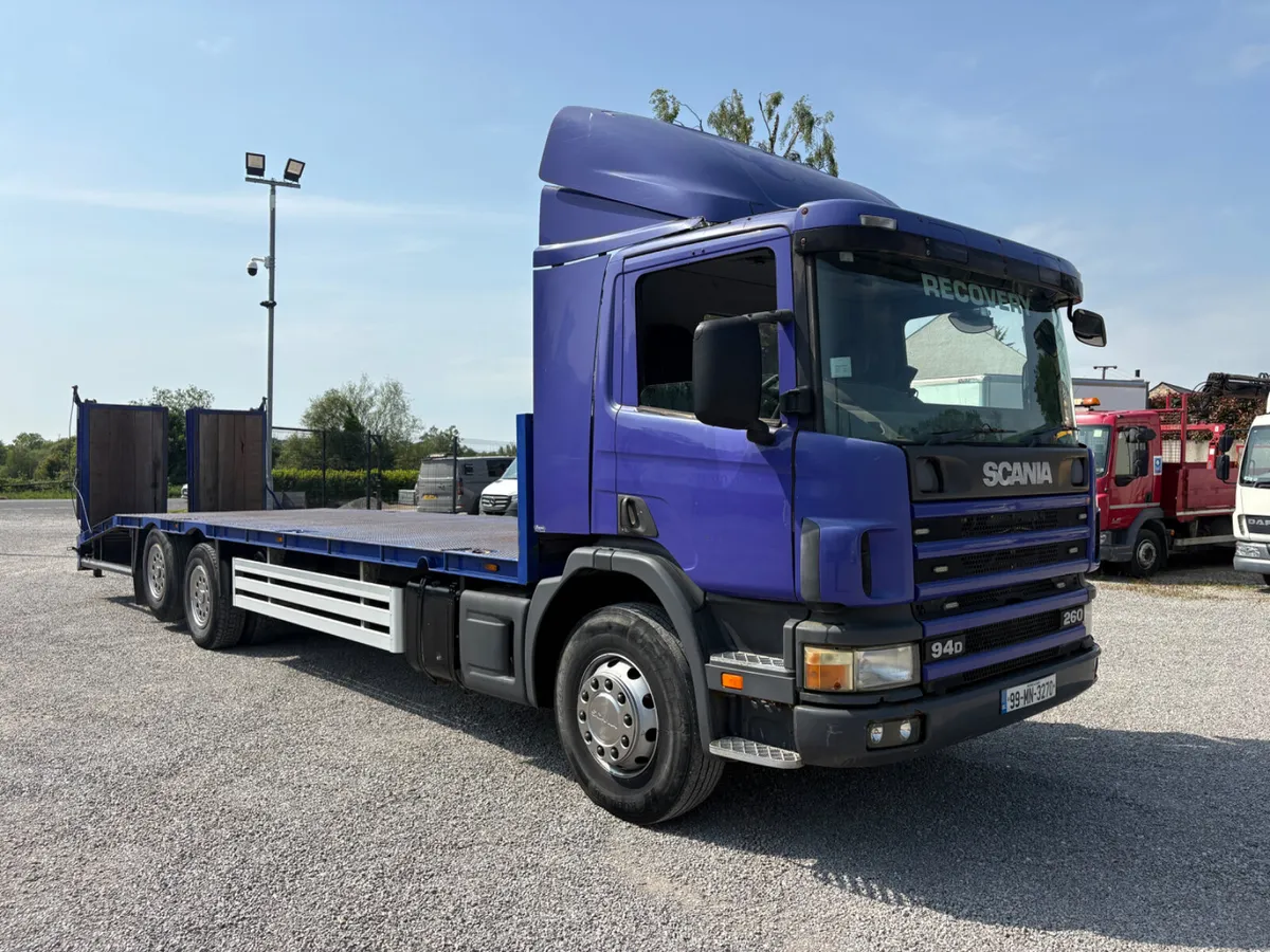 Scania 94D-260 30ft beavertail body - Image 2