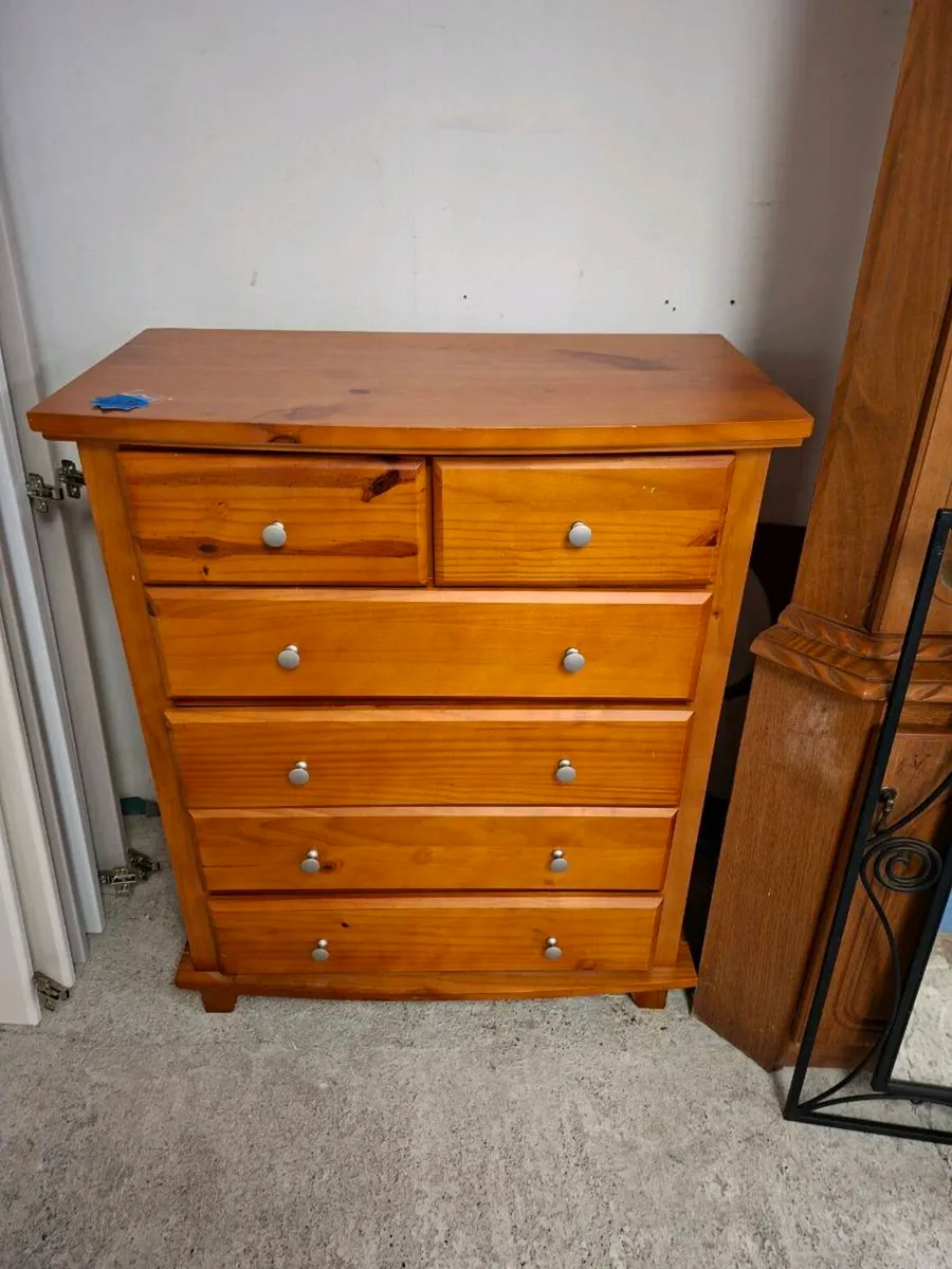 CHEST OF DRAWERS - Image 1