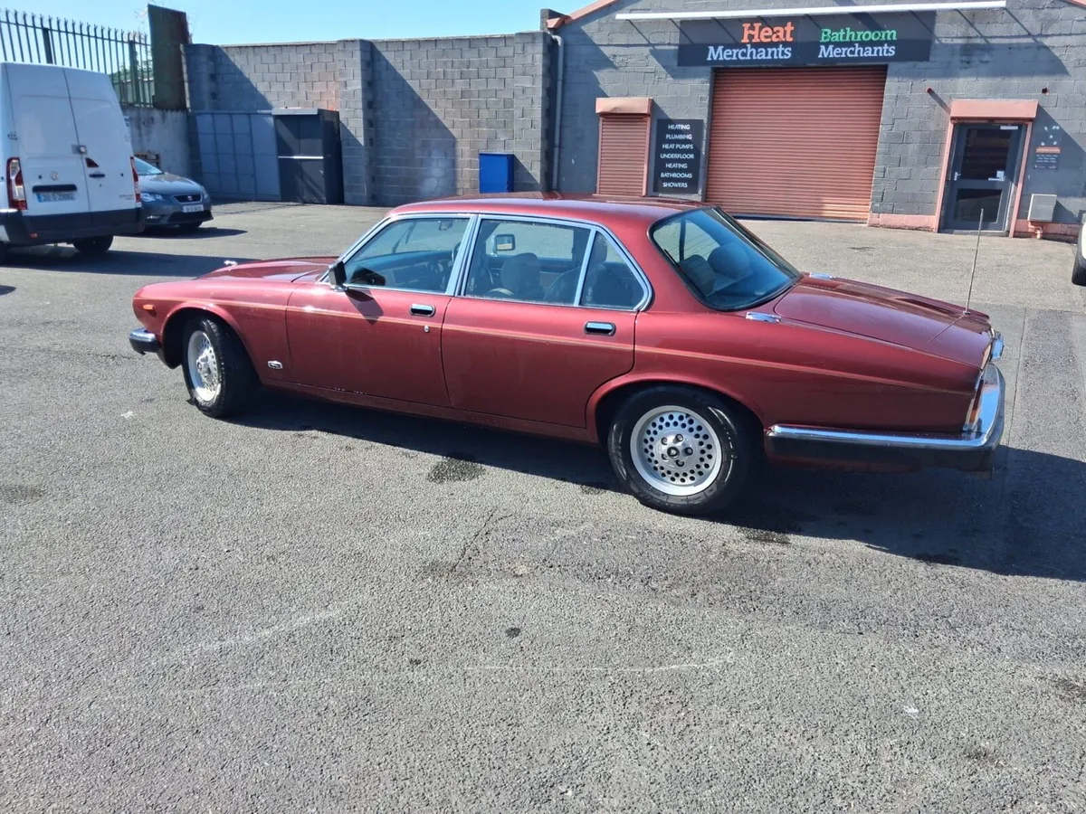 Jaguar Sovereign - Image 4