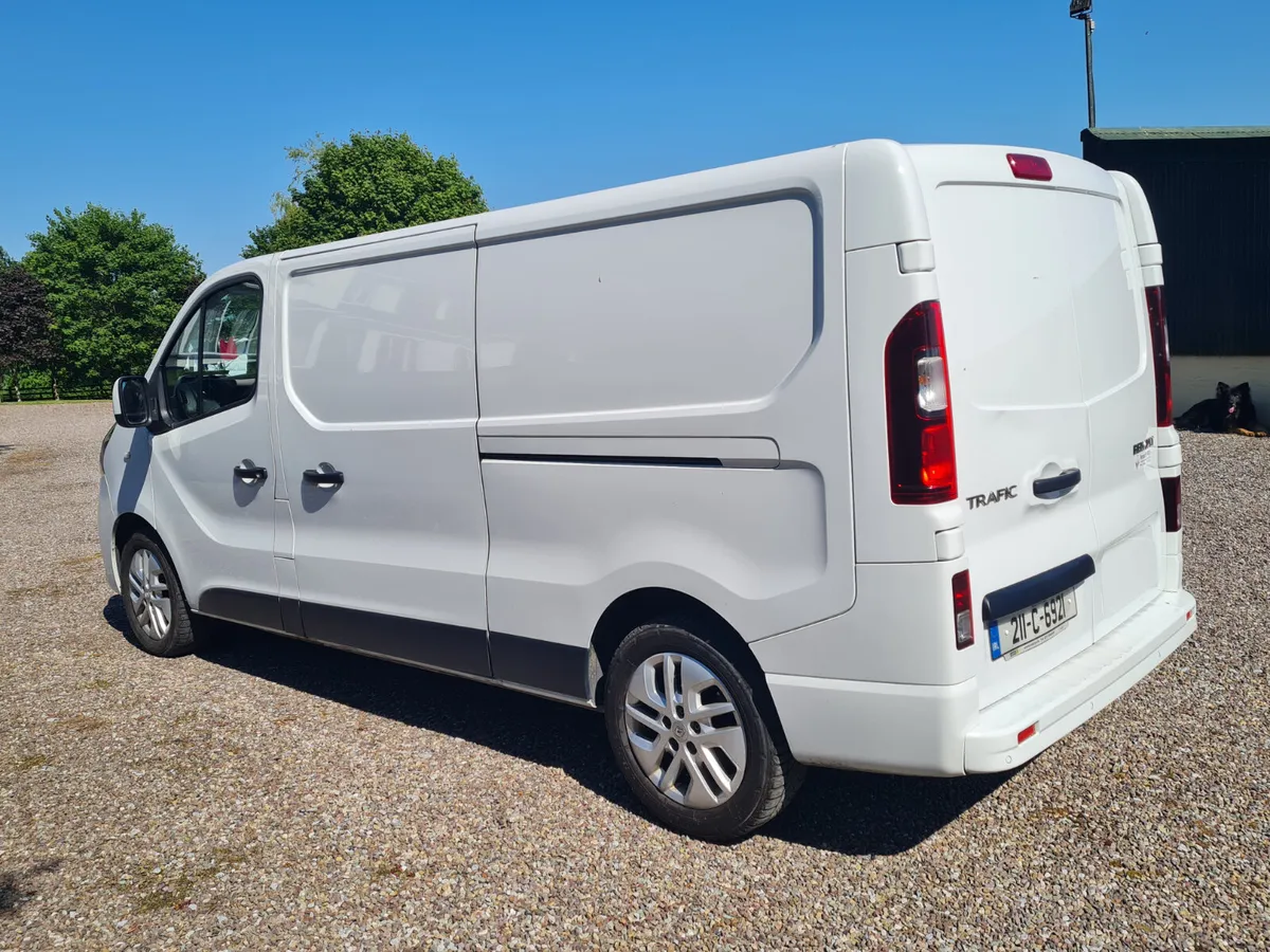 Renault Trafic 2021 - Image 4