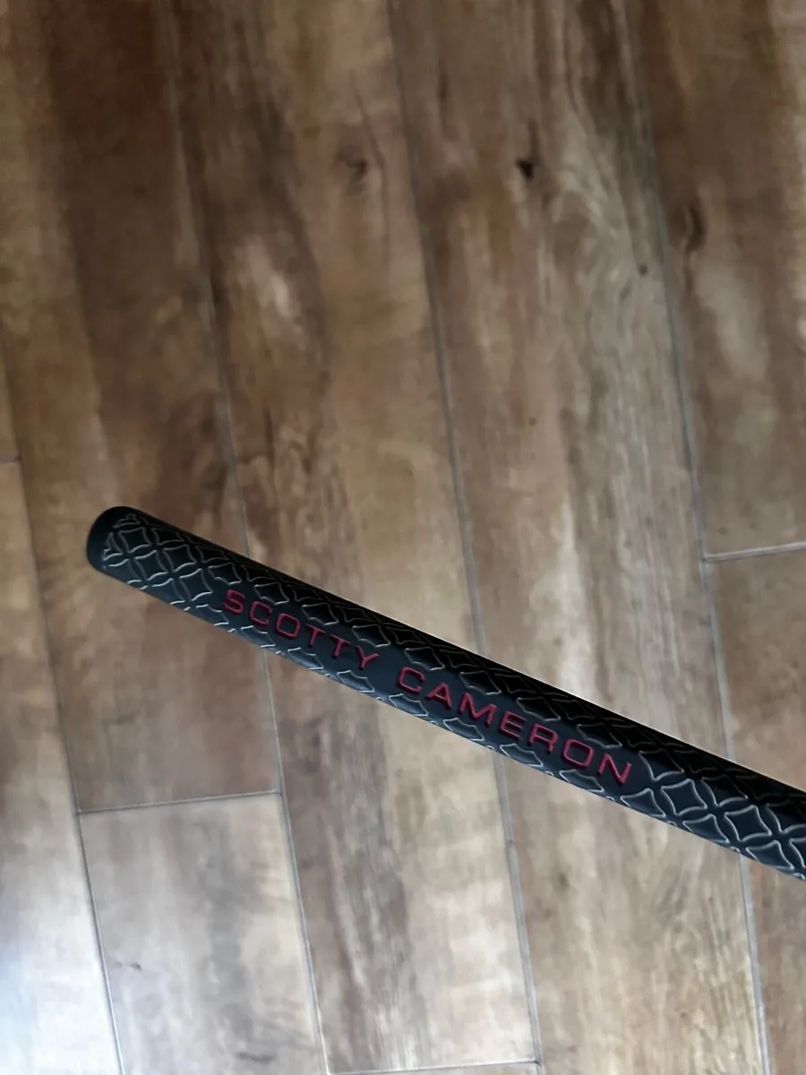 Scotty Cameron Super Select Newport 2 35” putter - Image 3