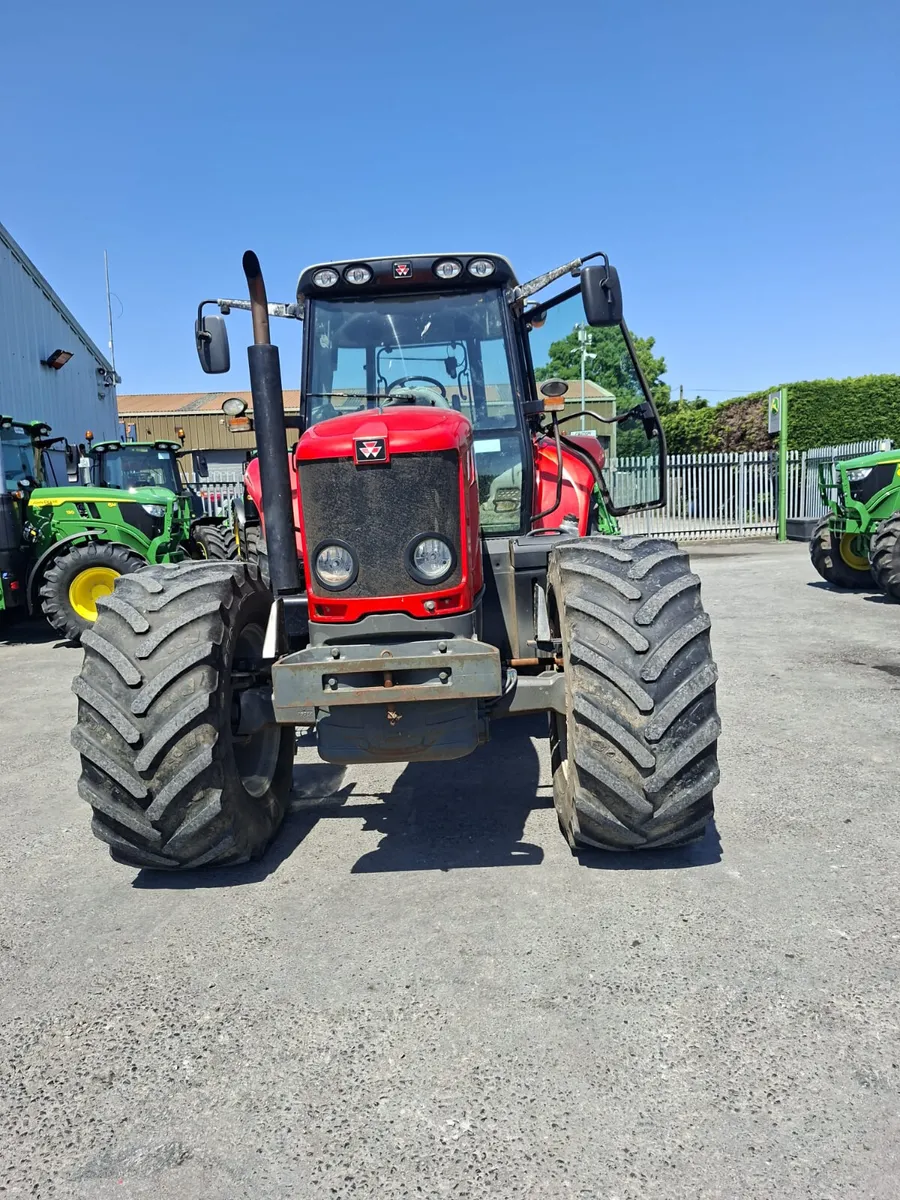 2011 Massey Ferguson 6480 - Image 2