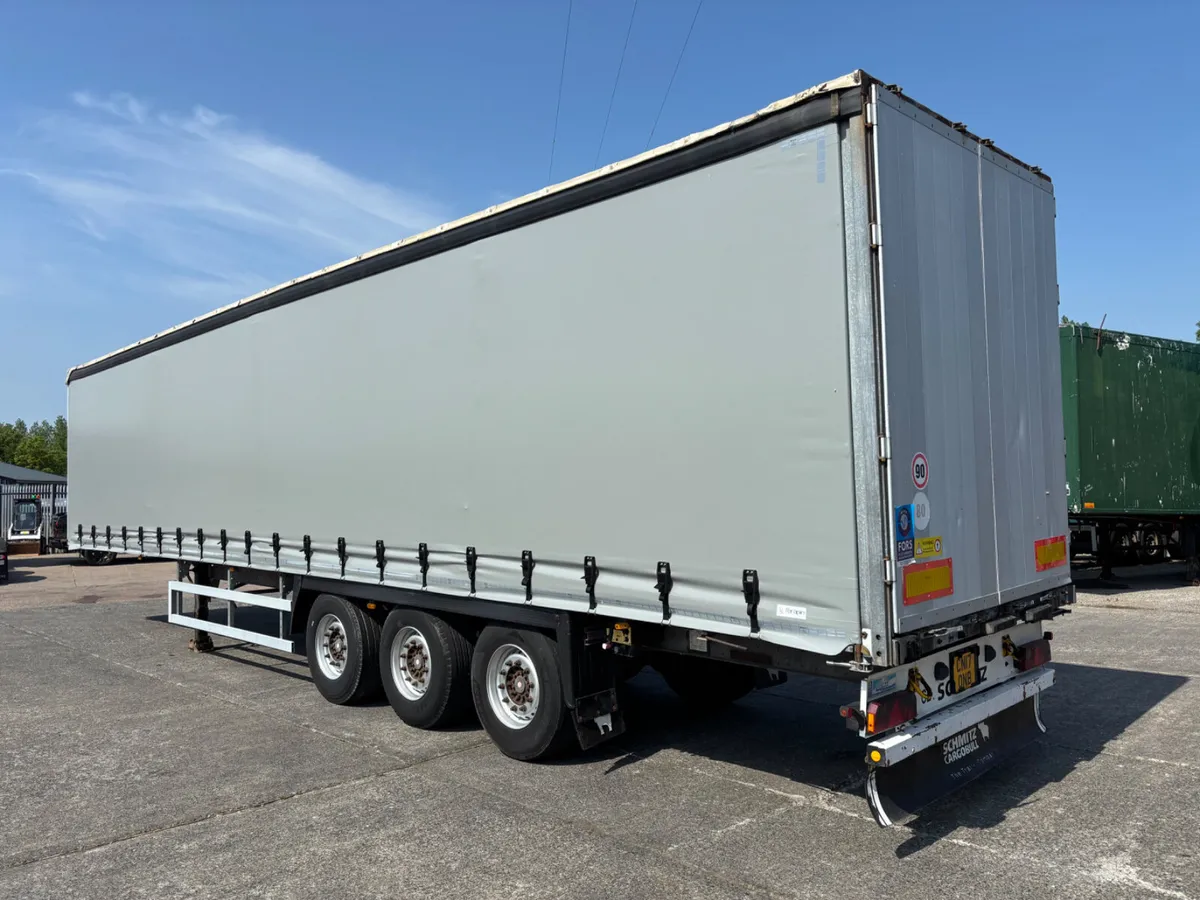 Schmitz Curtainsider Euroliner sliding Roof - Image 3