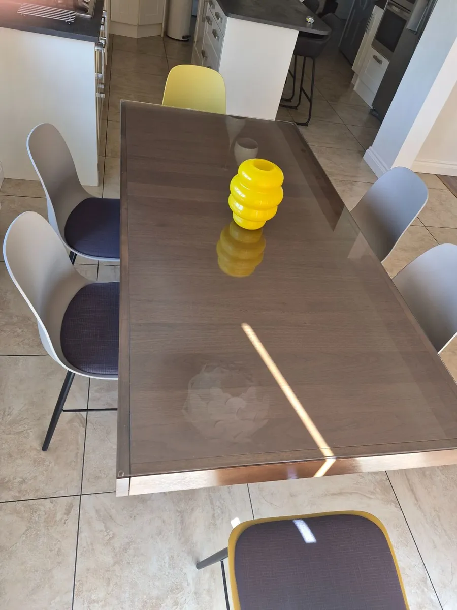 Dining Table - Image 3