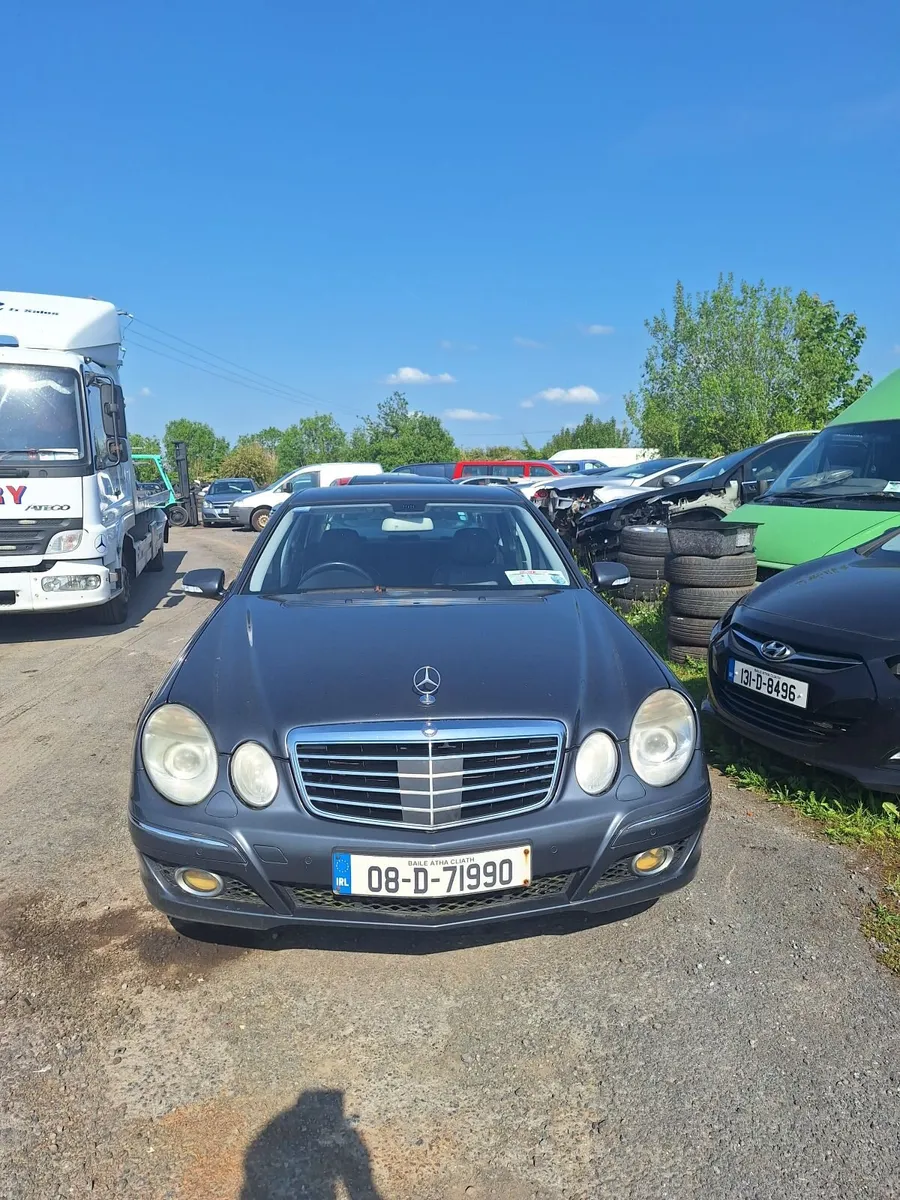 Mercedes E220 automatic - Image 2