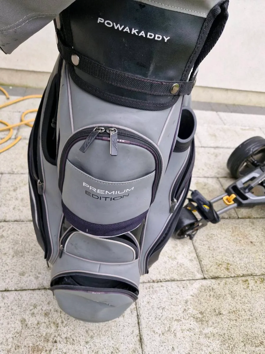 Powakaddy Premium edition cartbag - Image 4