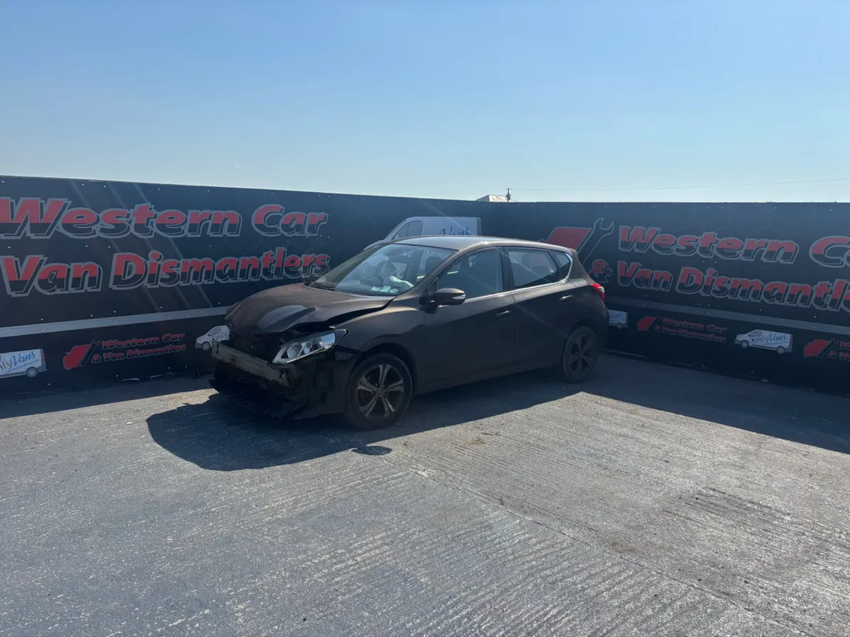 142 Nissan pulsar 1.5 diesel for dismantling