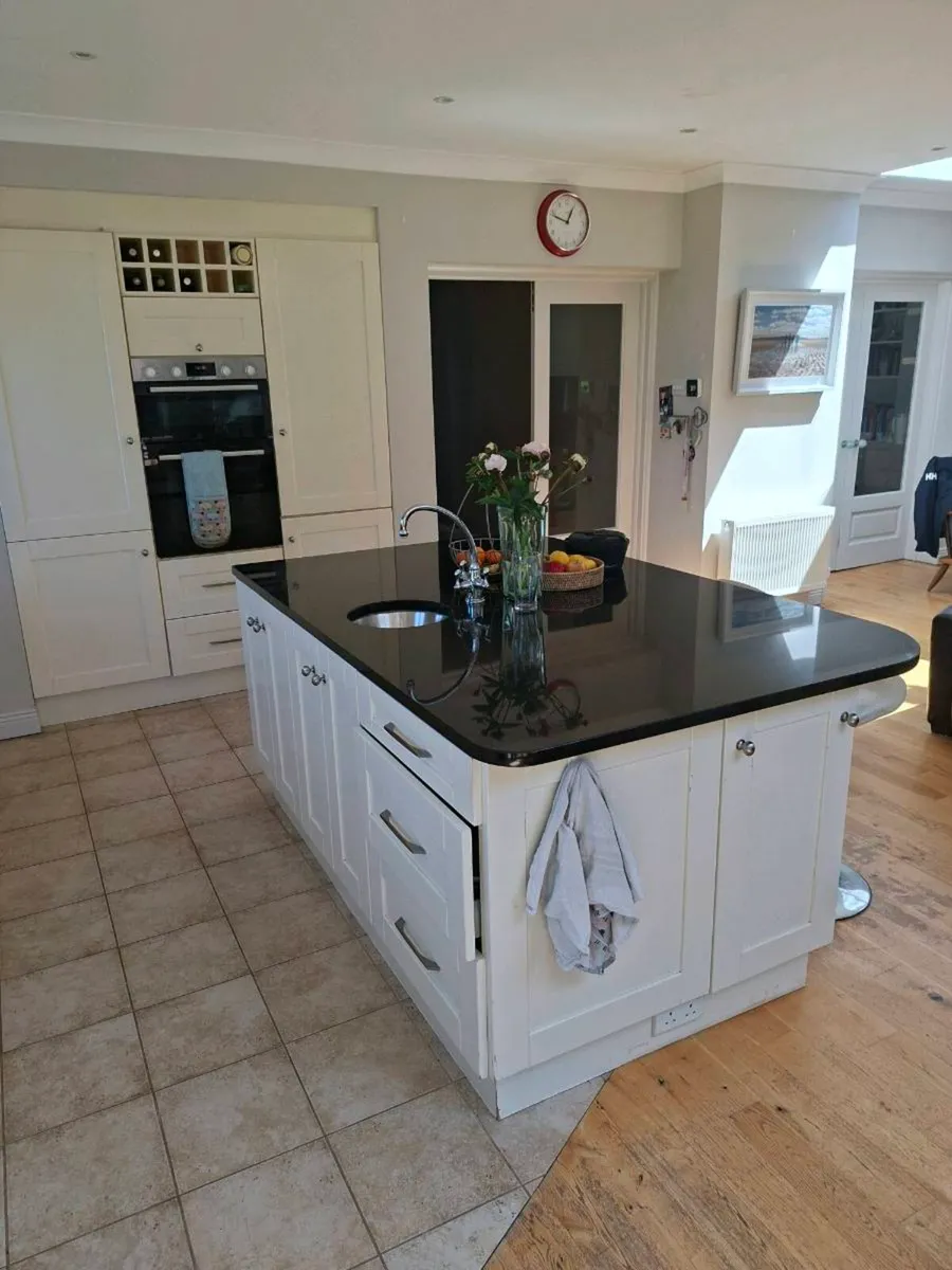 Kitchen - Image 2