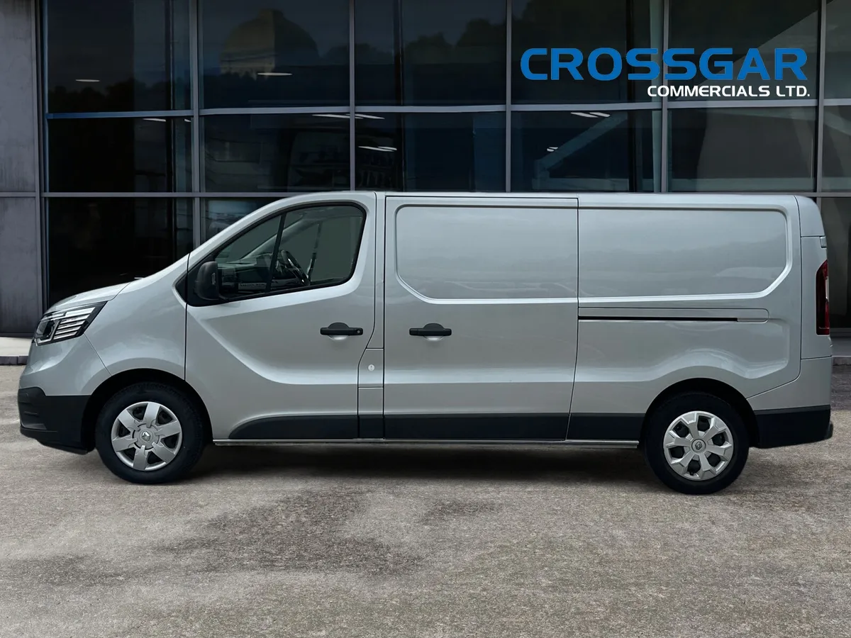 2023 LWB BUSINESS PLUS NO IMPORT TARIFF INTO ROI - Image 4