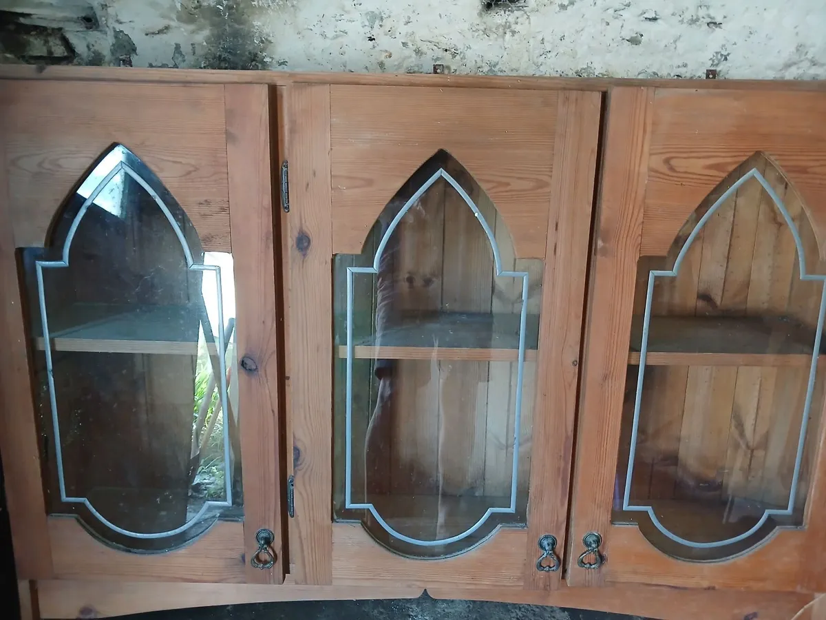 Kitchen cabinets - Image 2