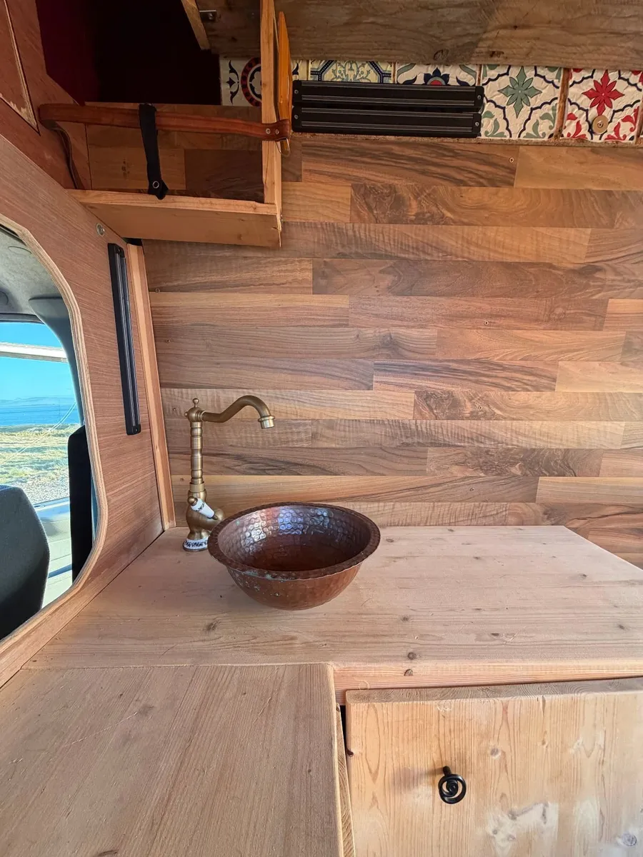 Ford Transit MWB High Roof - Image 2