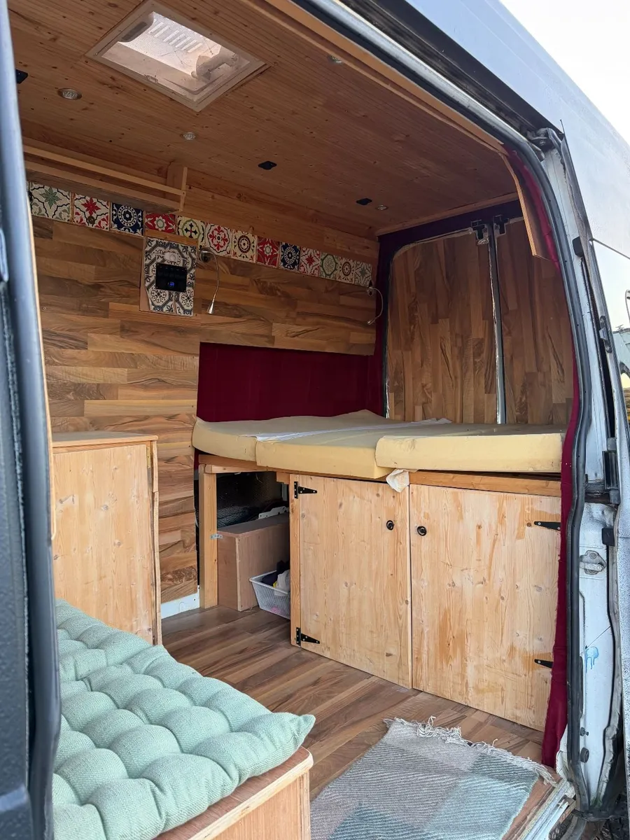 Ford Transit MWB High Roof - Image 4