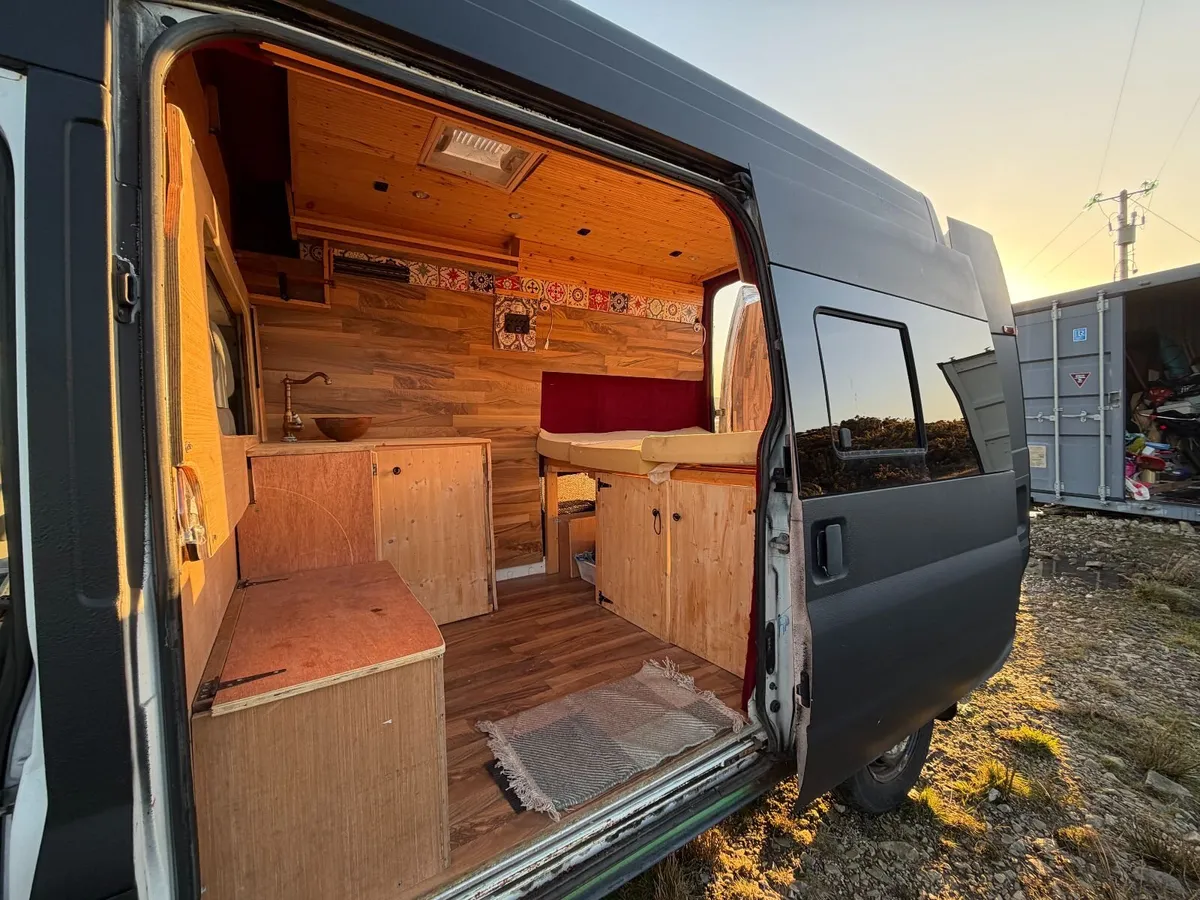 Ford Transit MWB High Roof - Image 3