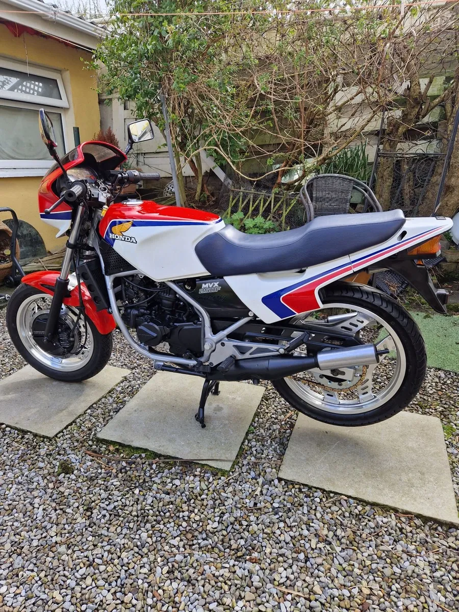 Honda MVX250F - Image 1