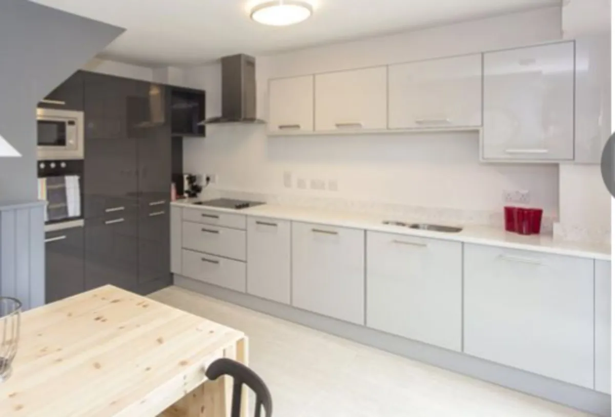 Kitchen with Appliances