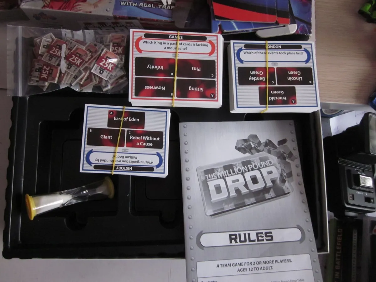 The Million Pound Drop Board Game - Image 4