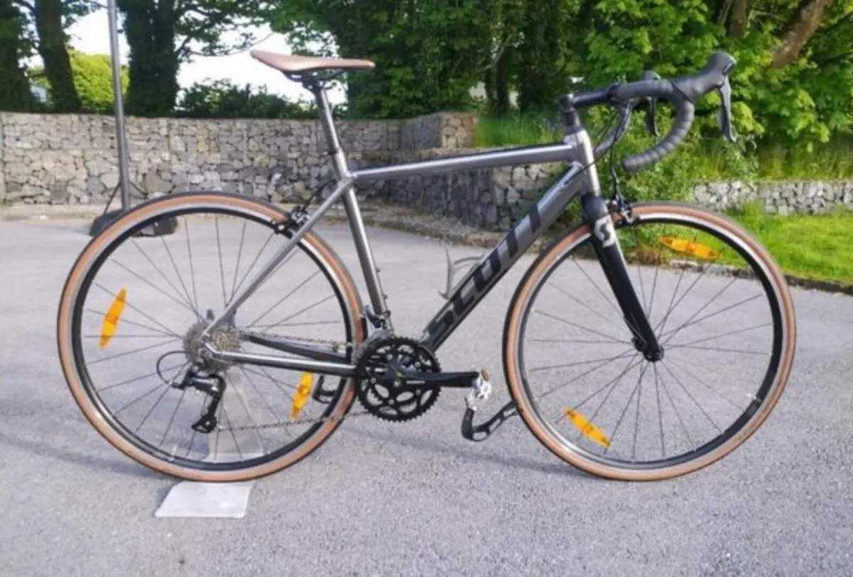 Scott Bicycle - Image 1