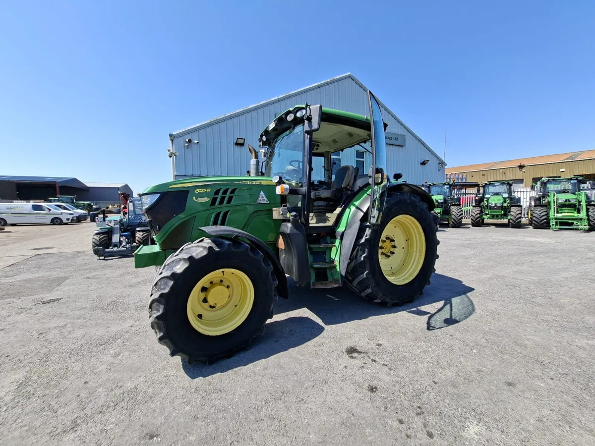 2014 John Deere 6125R - Image 2