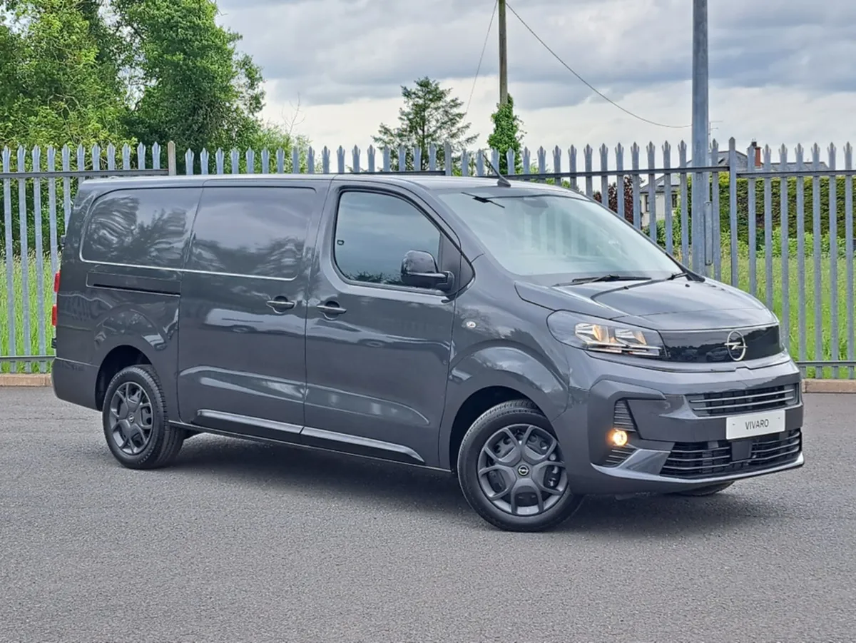 Opel Vivaro SPORTIVE 2.2TD 150BHP LWB **REV CAMERA - Image 2