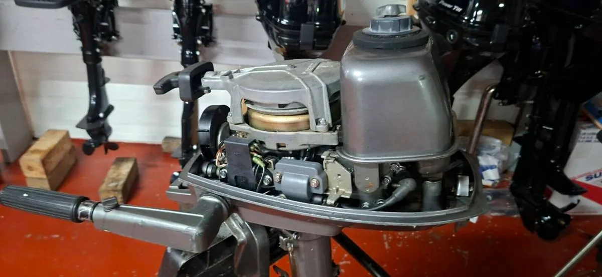 4hp Mariner in Horsepower Workshop - Image 3