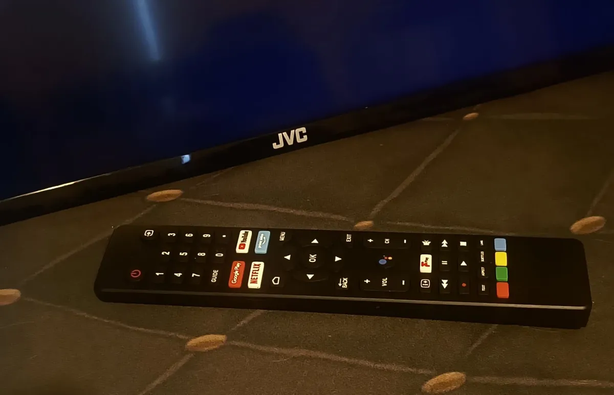 40 LED Smart FHD Android TV JVC - Image 3
