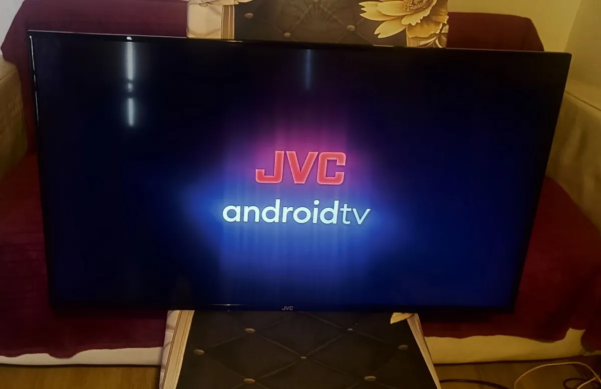 40 LED Smart FHD Android TV JVC - Image 4