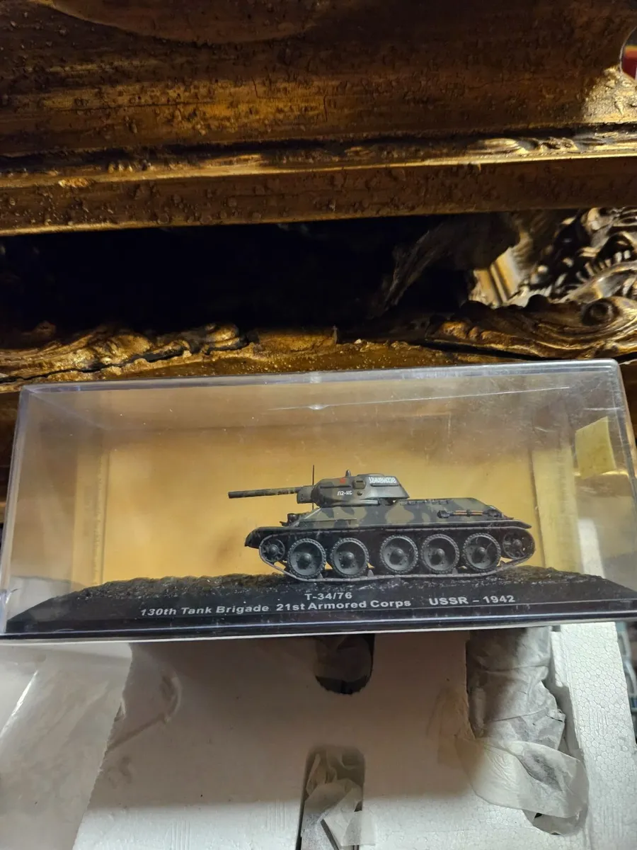 Corgi Atlas Russian WW2 T34