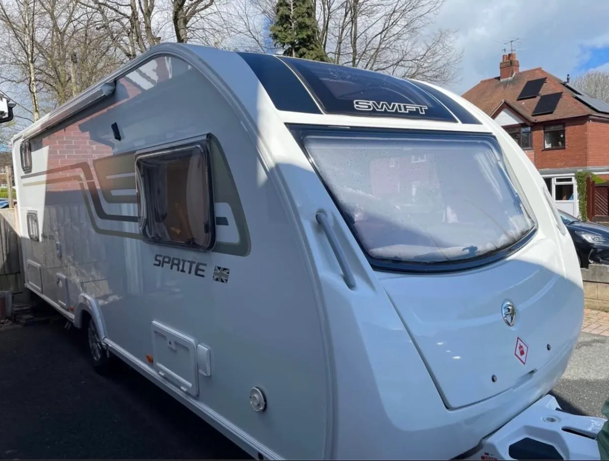 Swift Major 6 caravan - Image 2