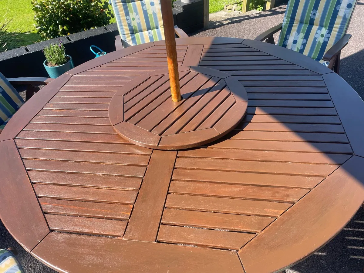 Garden set of 6 recliner chairs & table - Image 4