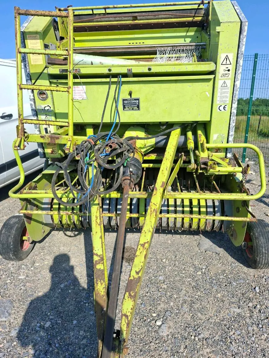 Claas rollant 46 net and width pick up - Image 1