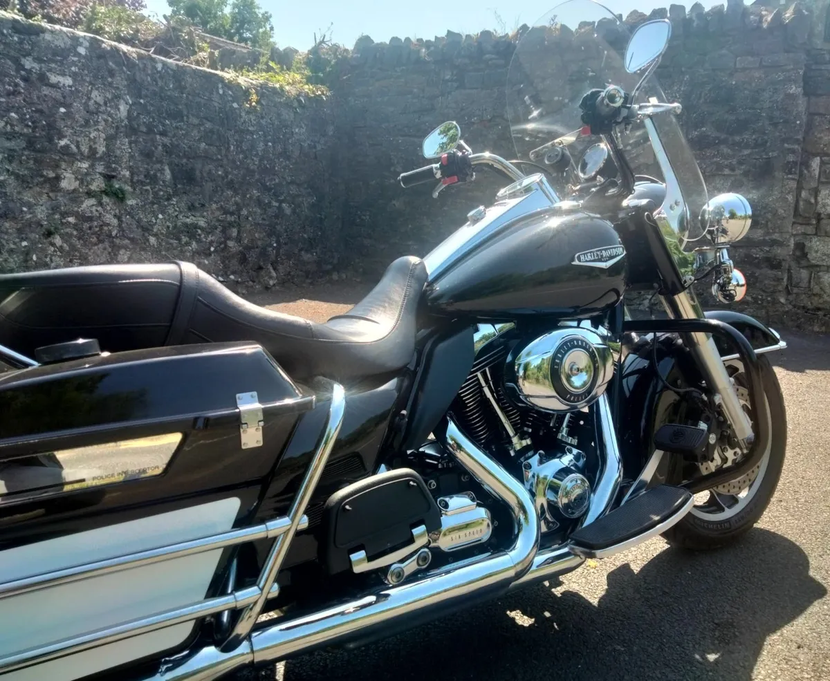 HARLEY DAVIDSON Road King - Image 1