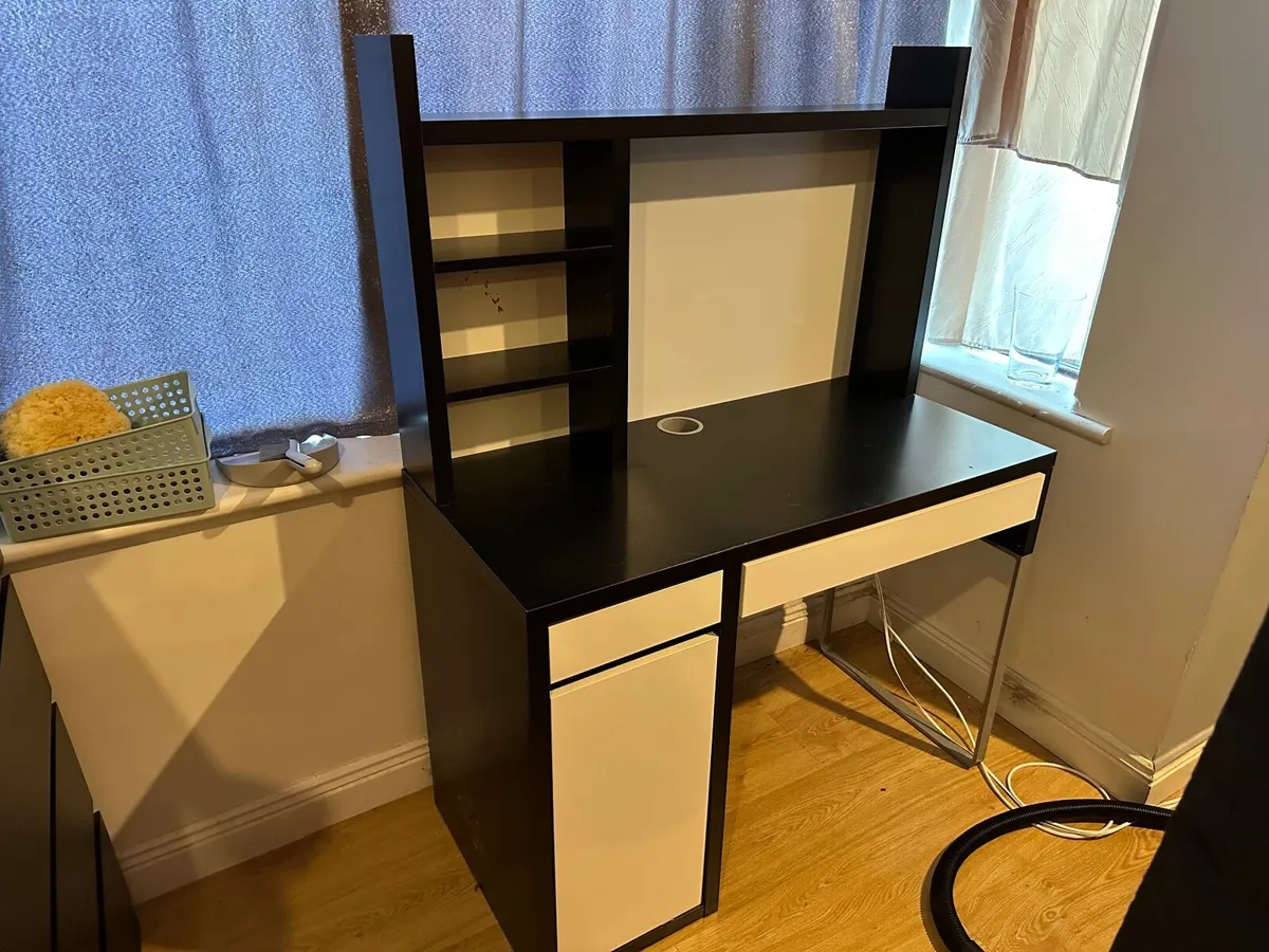 Desk - Image 1