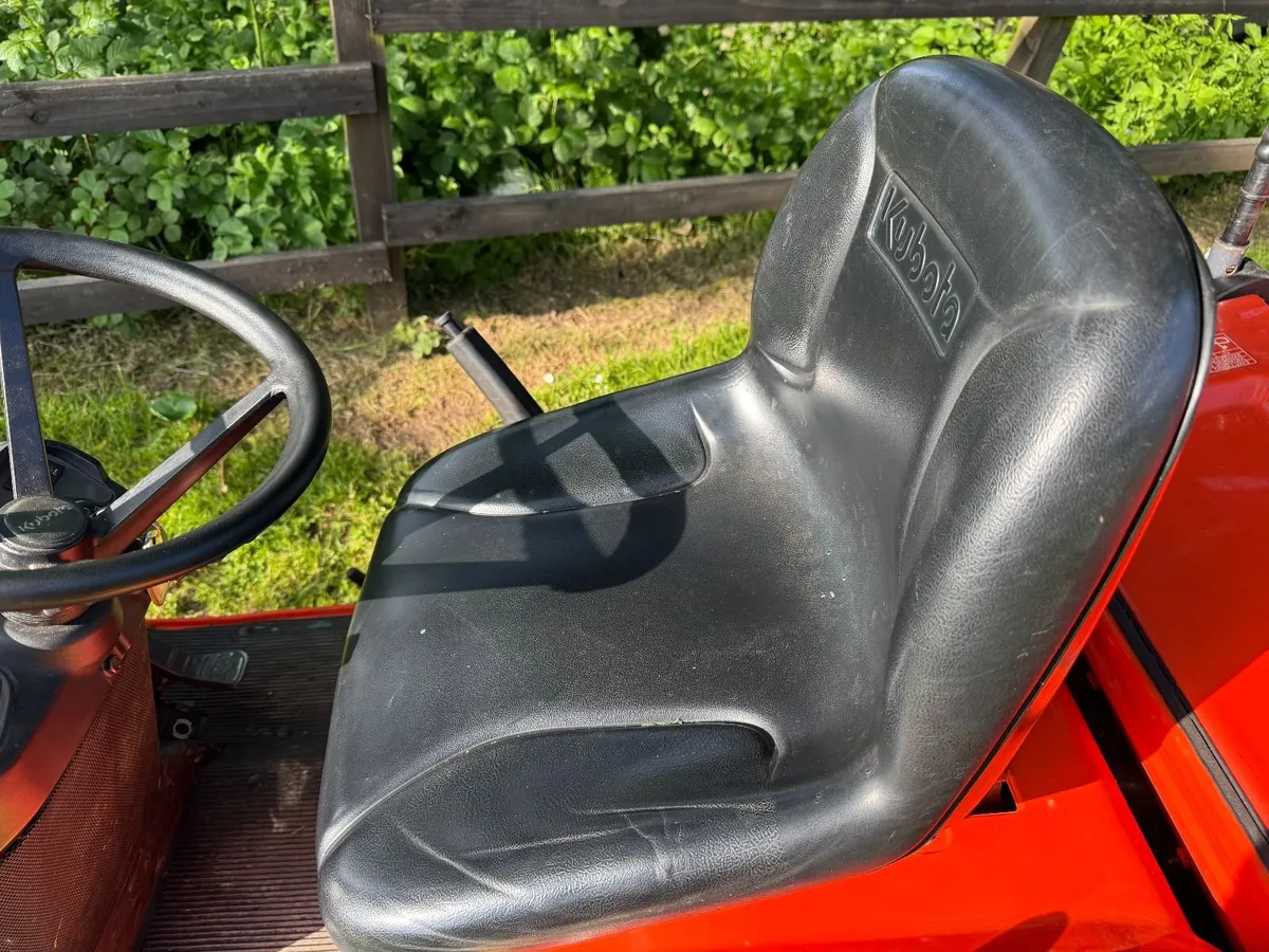 Kubota GR 1600  II Diesel Ride-On Mower - Image 3