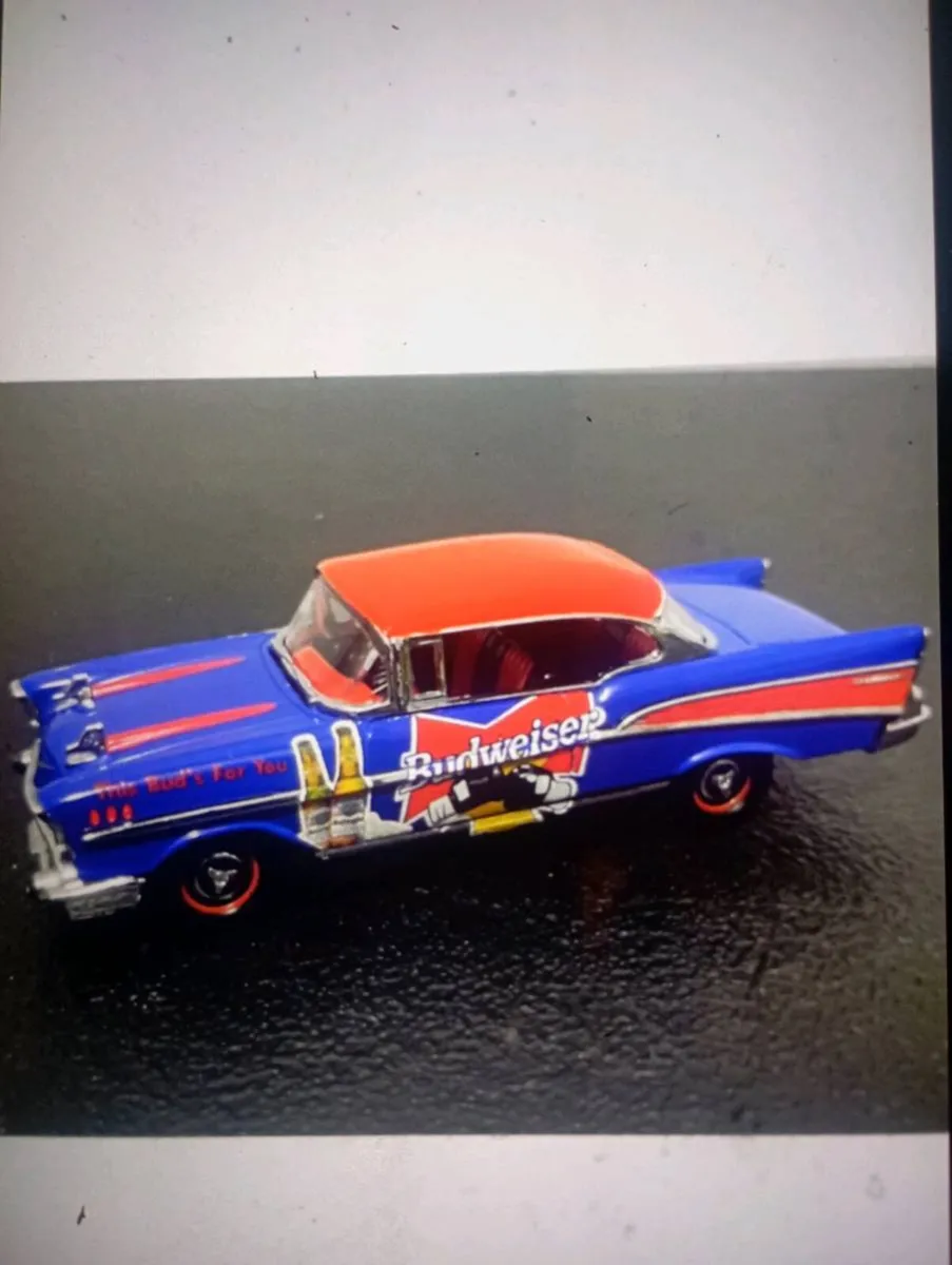 MATCHBOX BUDWEISER 1957  CHEVRLET BEL- AIR CAR . - Image 1