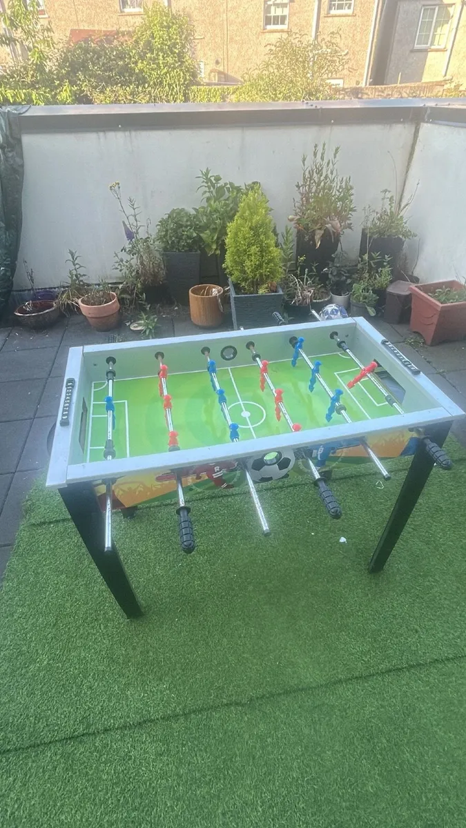 Football table FREE TO TAKE AWAY - Image 4