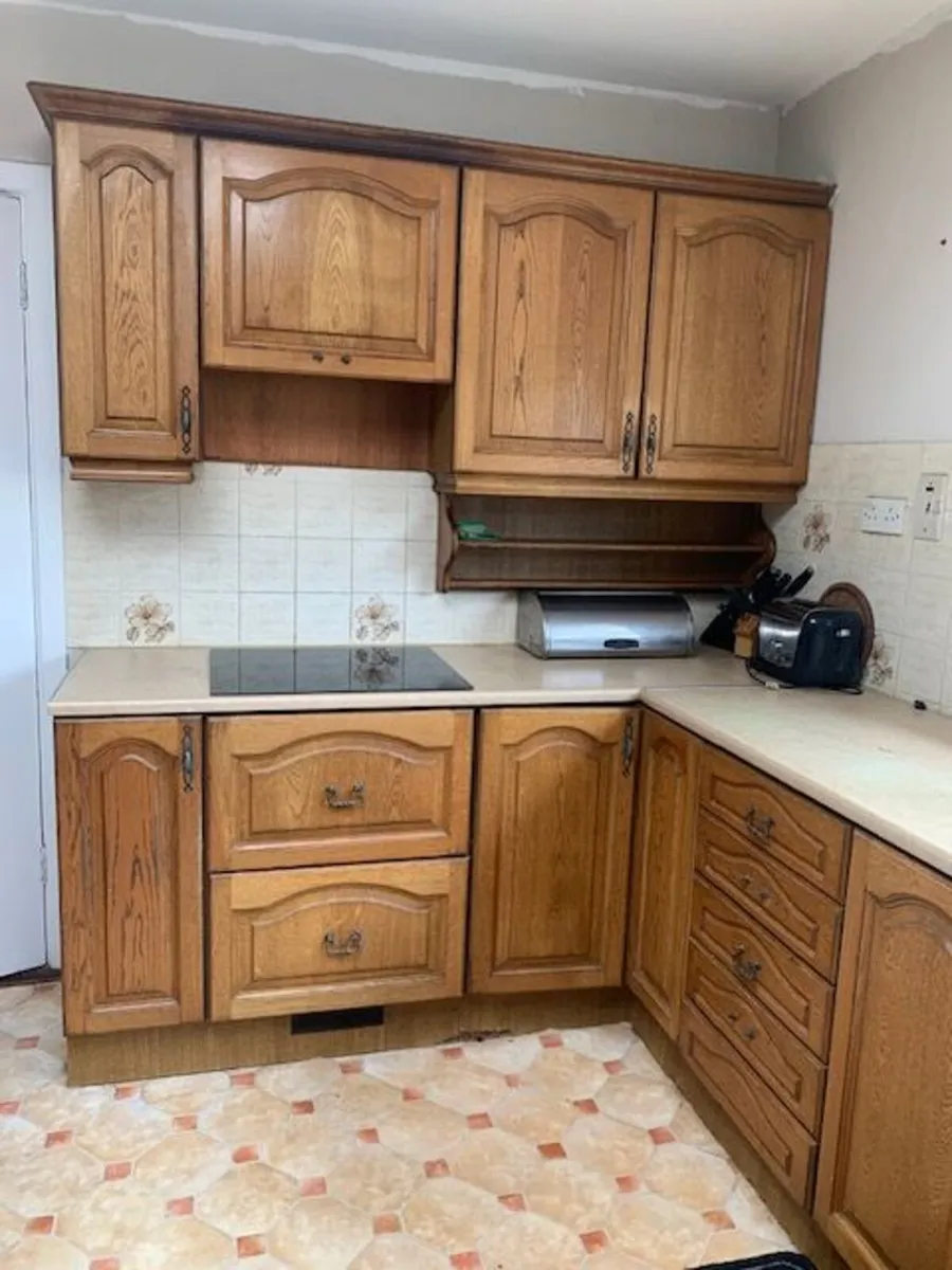 Kitchen units French Oak Solid Doors - Image 2
