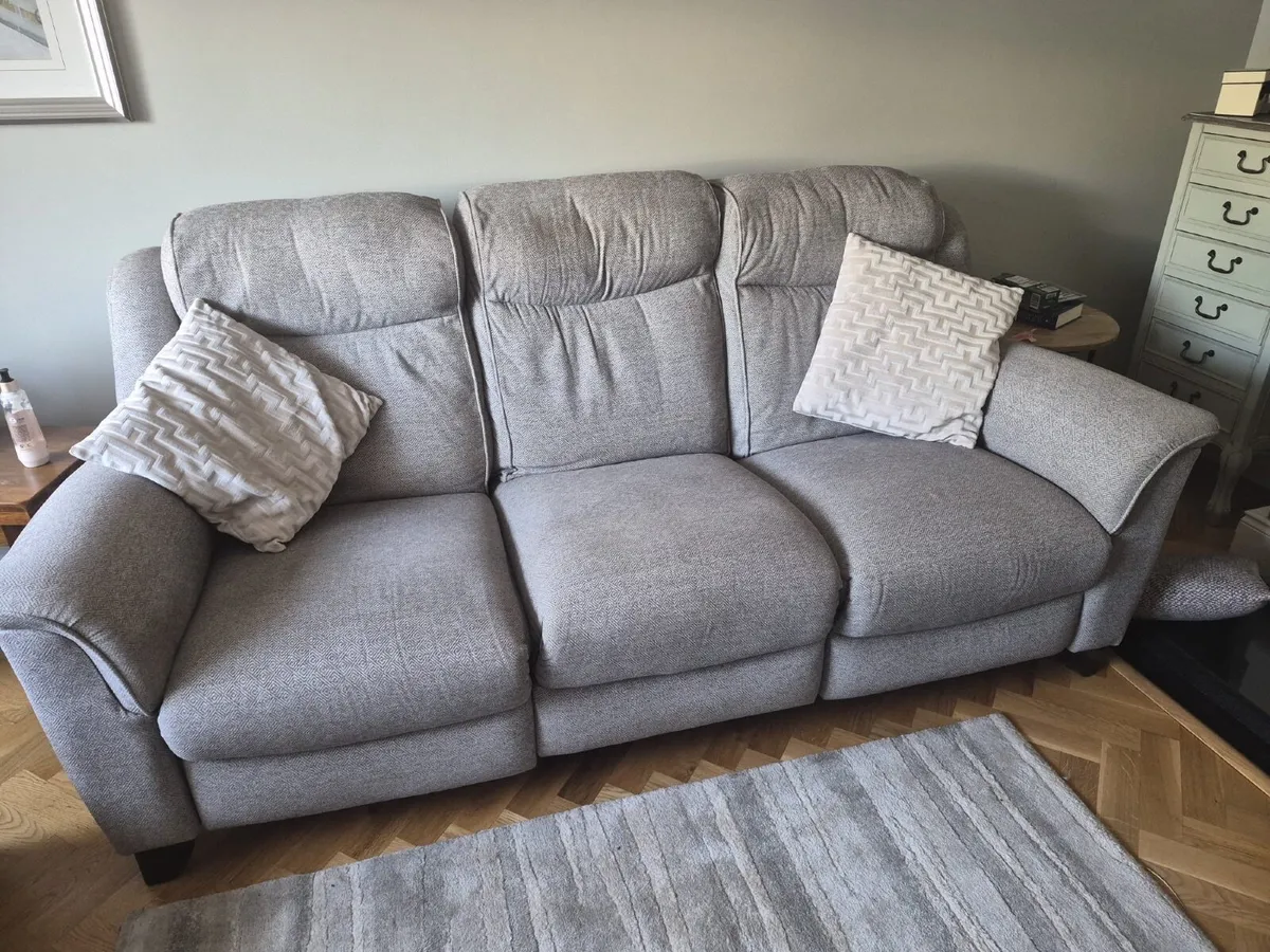 Grey Three piece suite - Image 3
