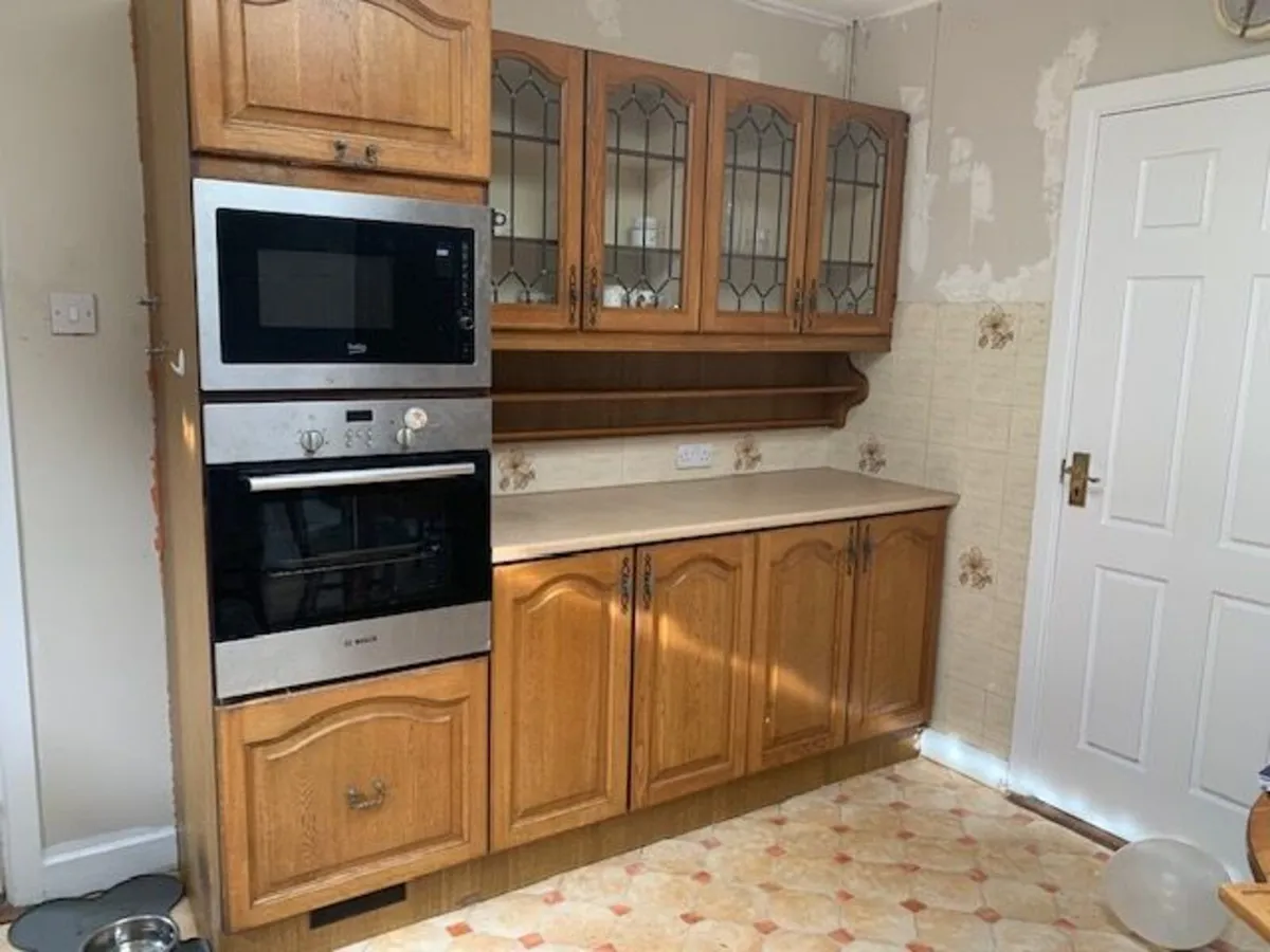 Kitchen units French Oak Solid Doors - Image 3