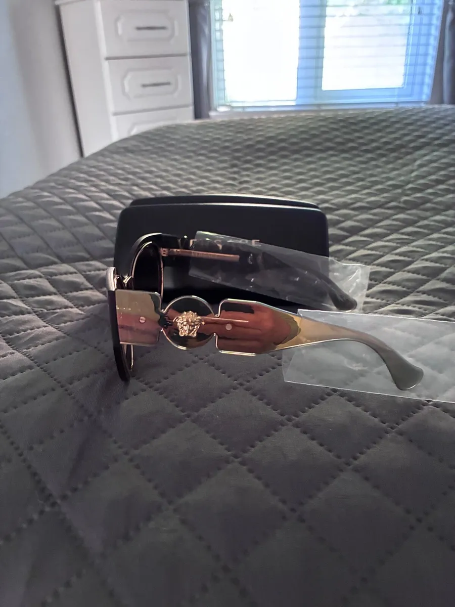 Sunglasses - Image 3
